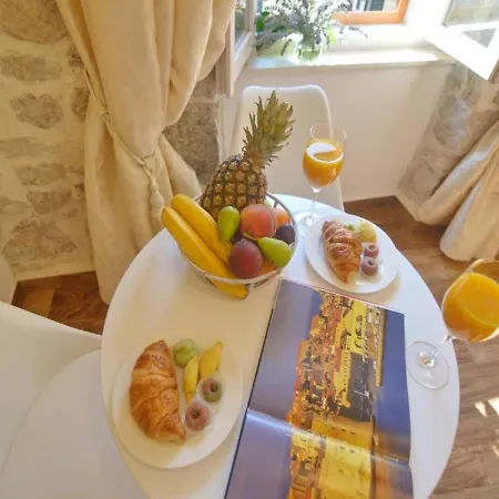 Madonna Della Strada Apartment