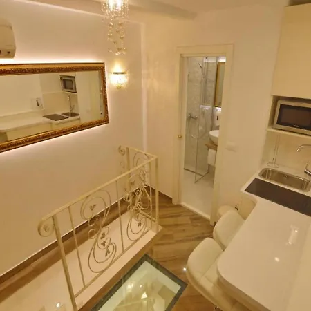 Madonna Della Strada Apartment